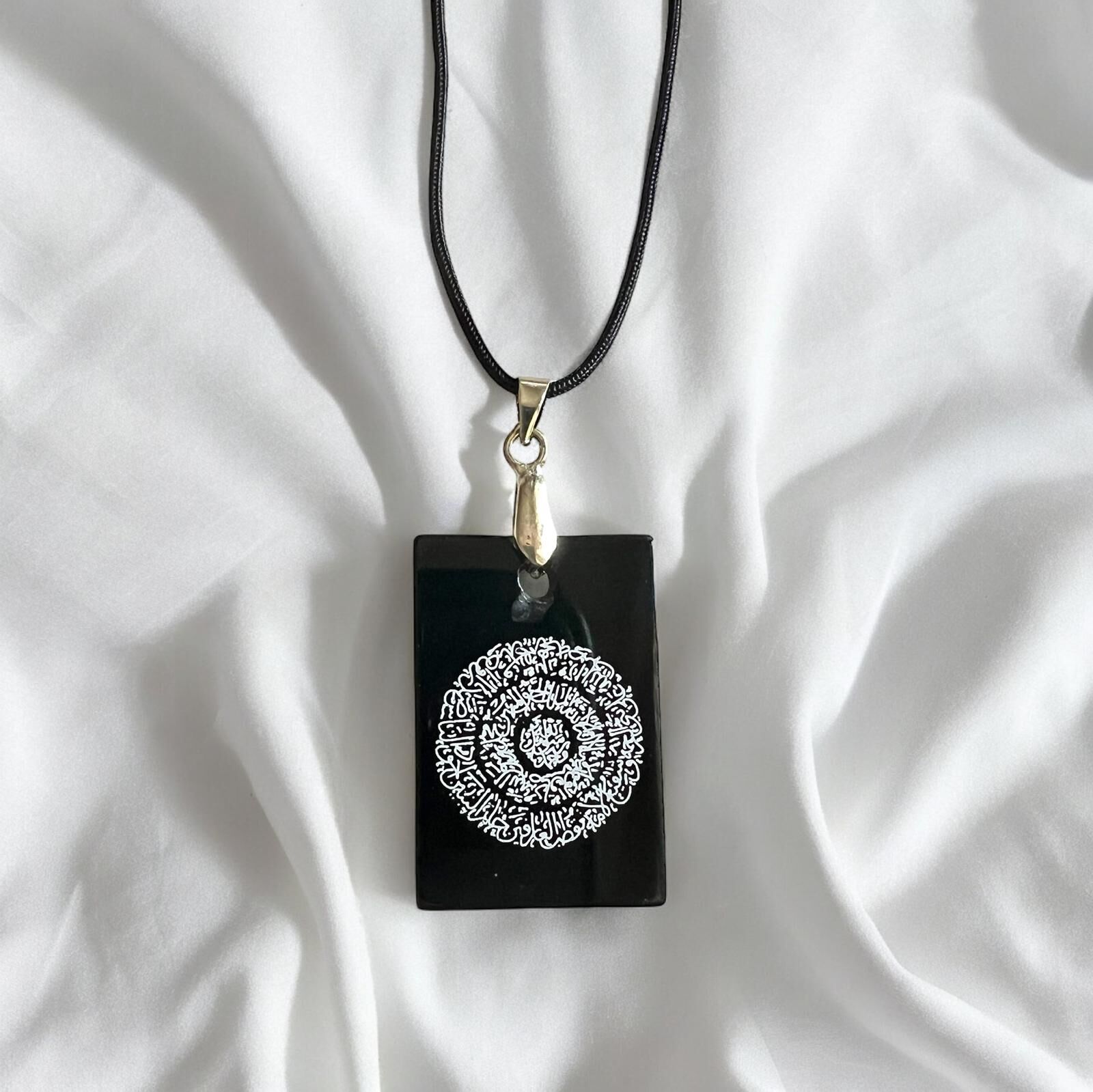 Yemen Zırhı Hilye-i Şerif Akik Taşı Dualı Doğal Taş Kolye